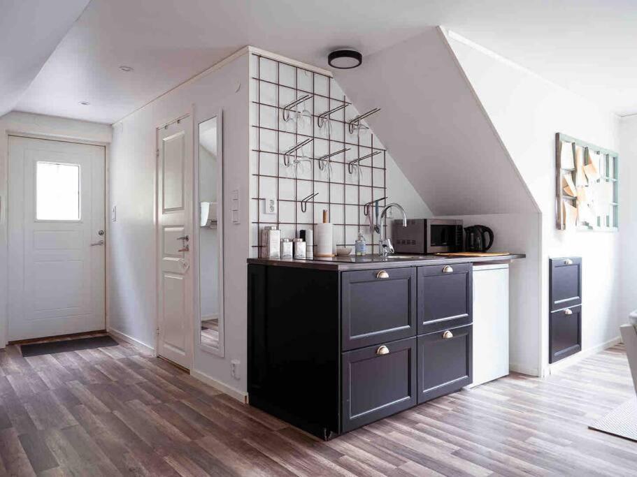 A Lovely Bright Apartment With It'S Own Entrance Kungsbacka Exterior photo